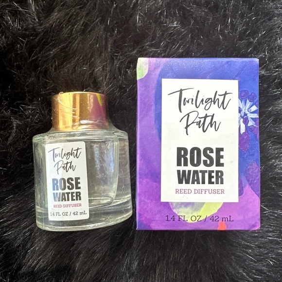 Twilight Path Rose Water Reed Diffuser - Picture 2 of 2